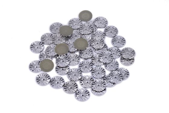 Fausses pierres de l'aluminium 2mm Hotfix, têtes argentées de clou de dos plat de couleur
